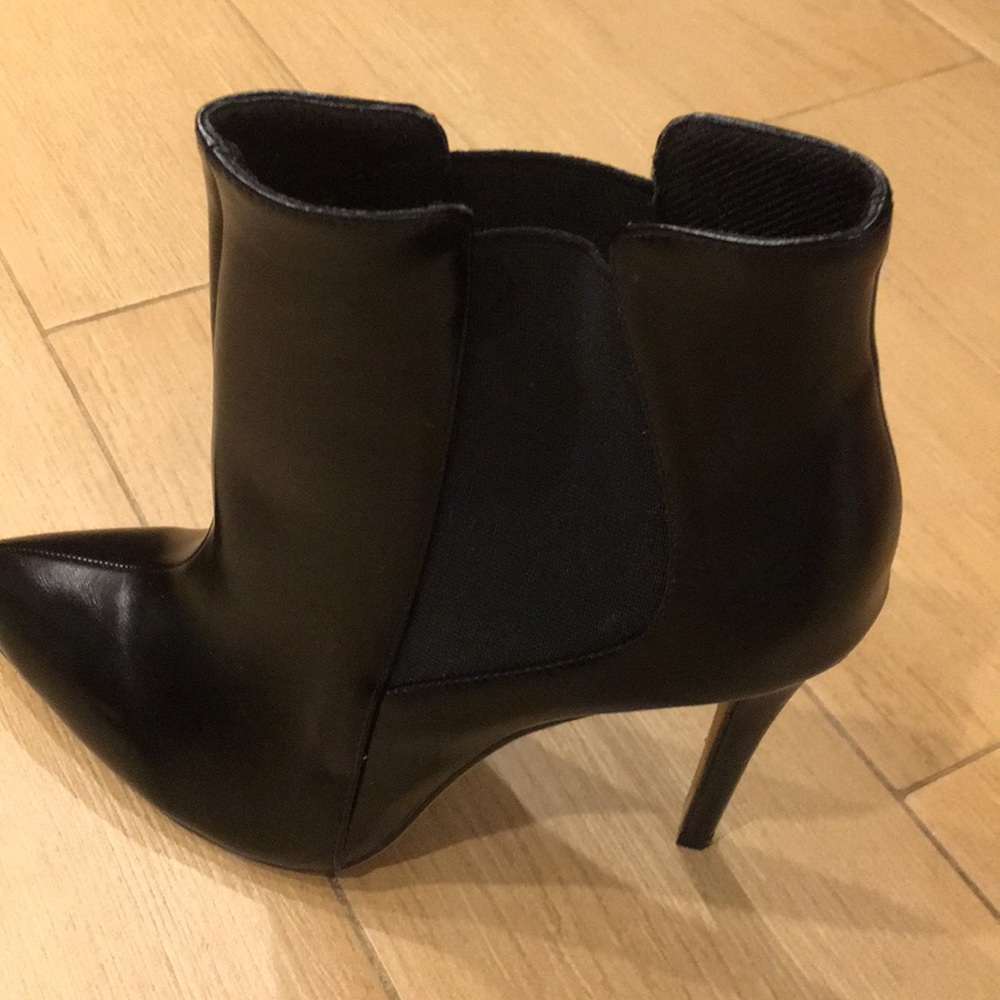 Ankle black boots